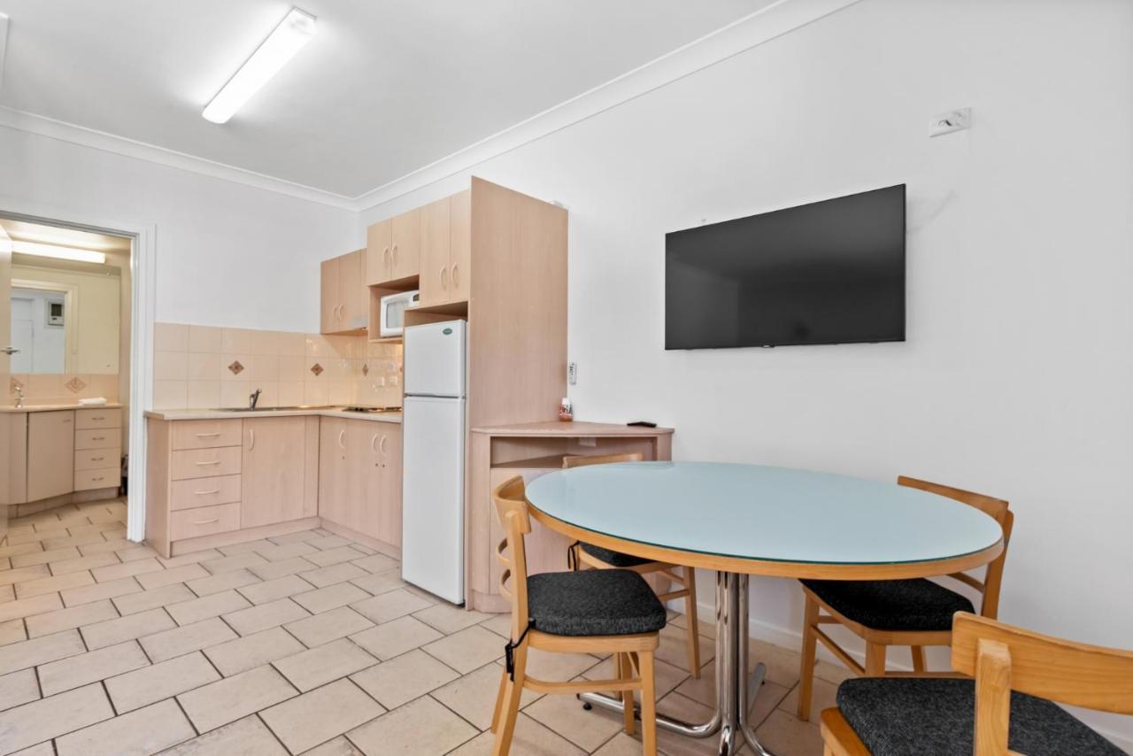 أدليد Taft Apartments المظهر الخارجي الصورة