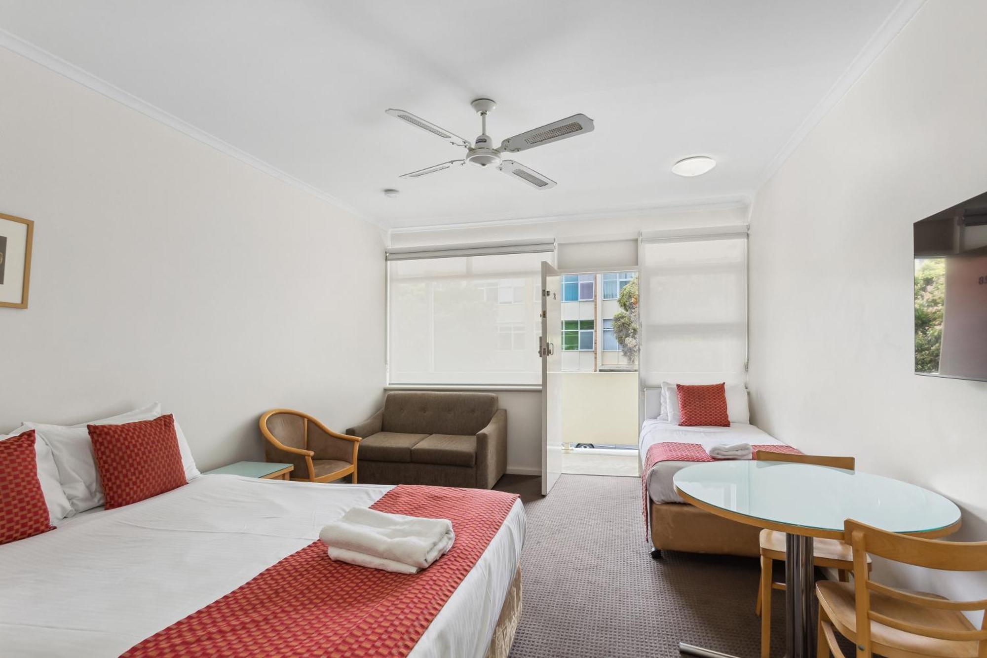 أدليد Taft Apartments المظهر الخارجي الصورة